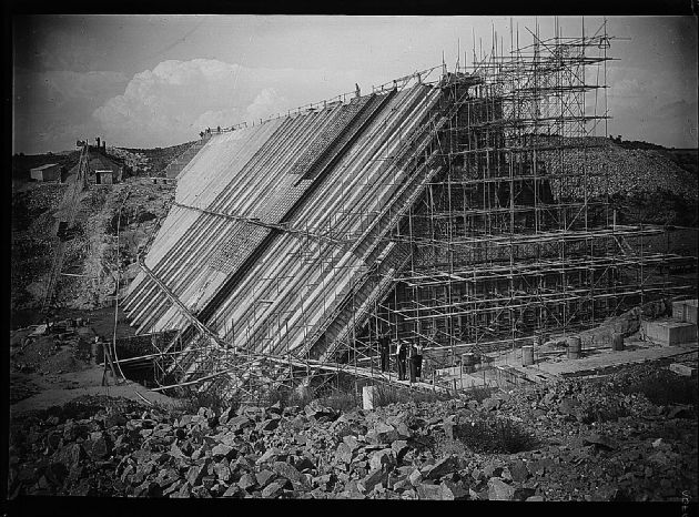 Construcción Dique La Florida