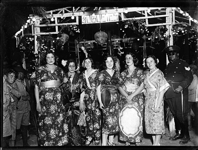 Damas Puntanas en Kimono