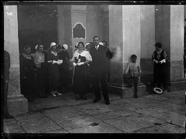 A la Salida de la Iglesia