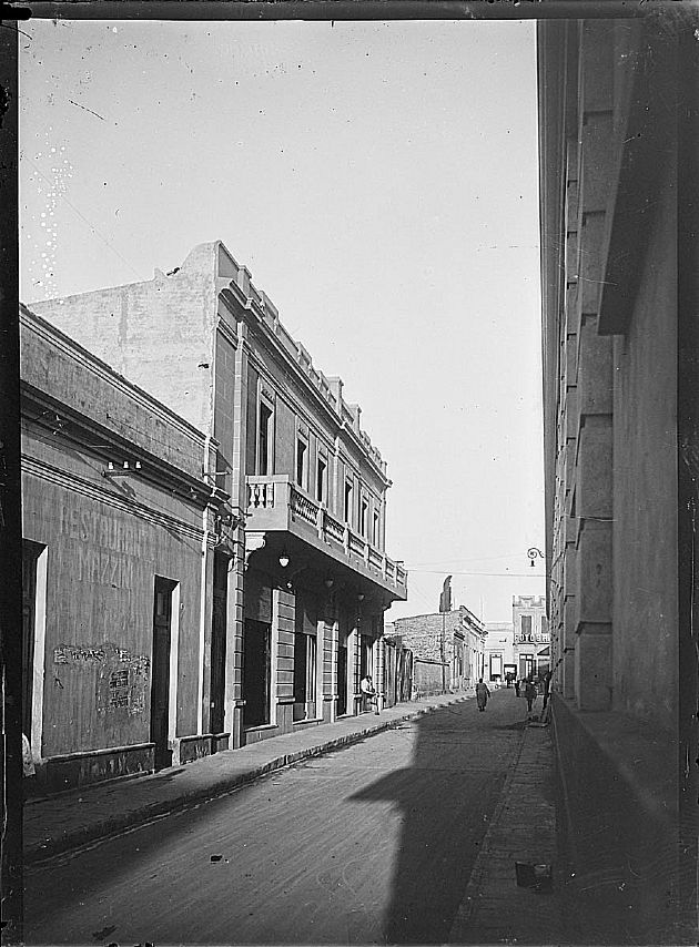 Calle Lateral del Mercado Municipal 1