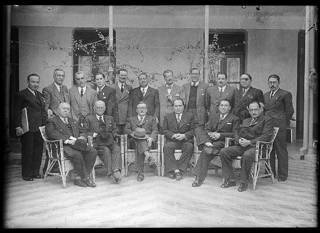 Reunión de Políticos