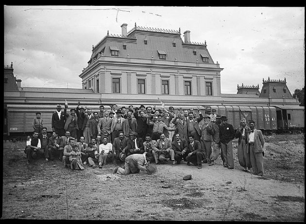 TRABAJADORES DEL FERROCARRIL