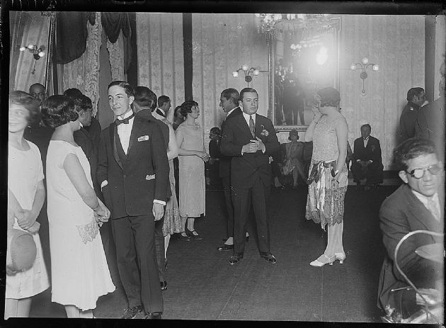 Reunión en el Club Social I