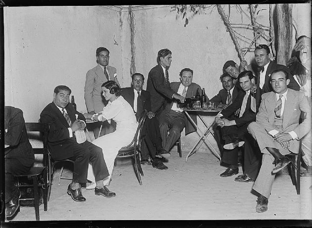 Reunión Social I