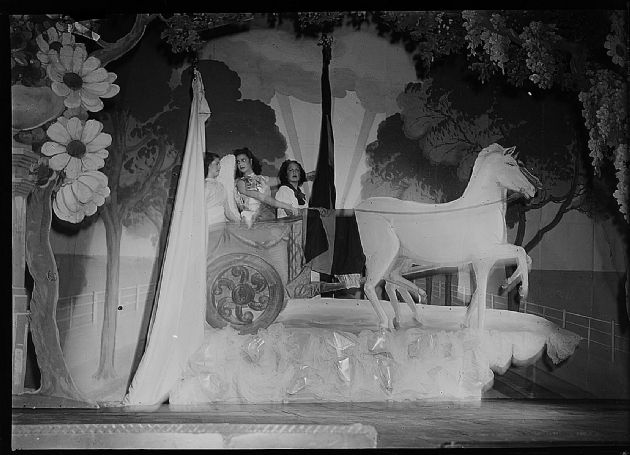 FUNCIÓN TEATRAL