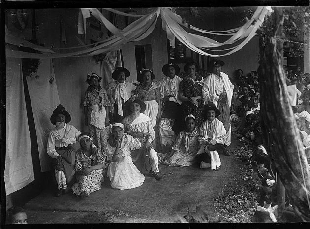Vestidos como Paisanos III