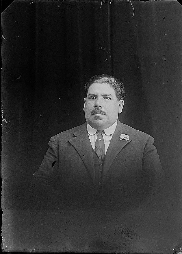 Foto Retrato de un Caballero 11