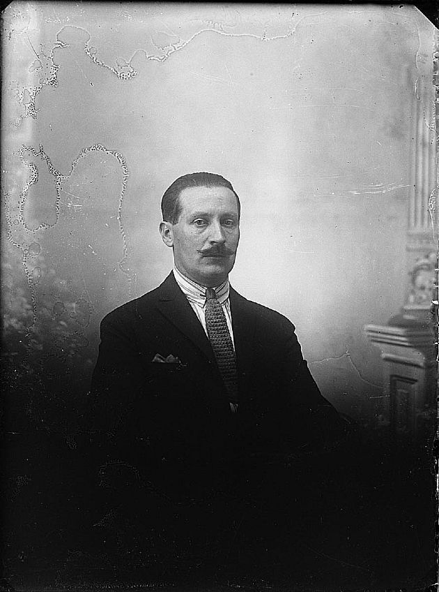 Foto Retrato de un Caballero 16