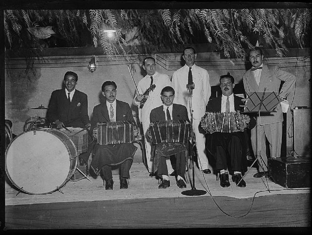 GRUPO MUSICAL
