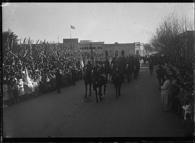 Izamiento Bandera y Desfile