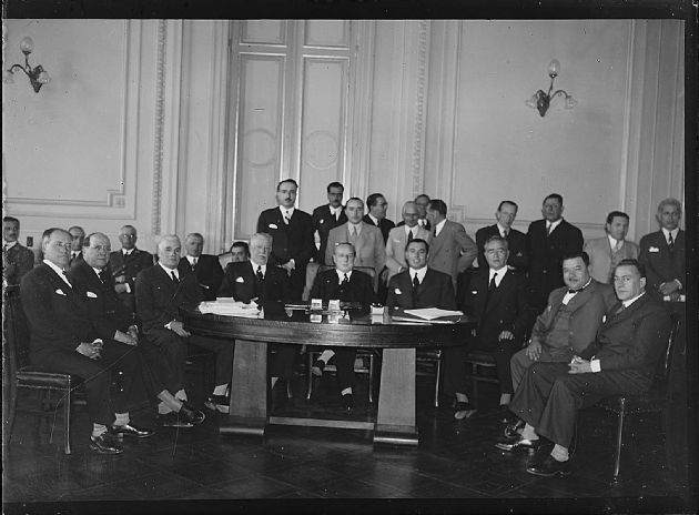 Acto de Gobierno 4