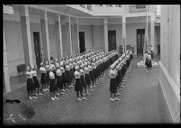 ALUMNAS DEL COLEGIO SAN LUIS GONZAGA
